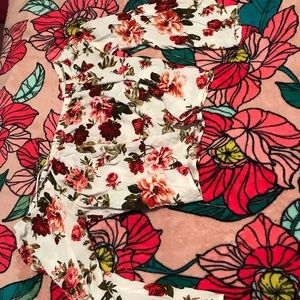 Floral print top